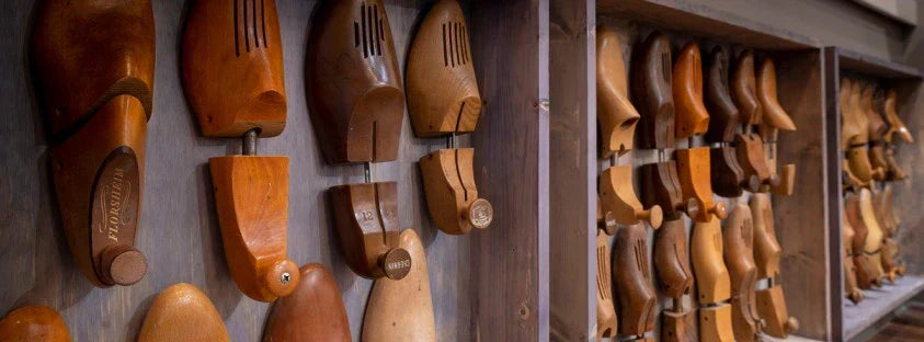 How to Choose the Right Boot for Your Foot Shape (Flat Feet, Wide Feet, High Arches Explained) - Milwaukee Boot Company